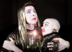 A Gay in a Manger, The Arches
